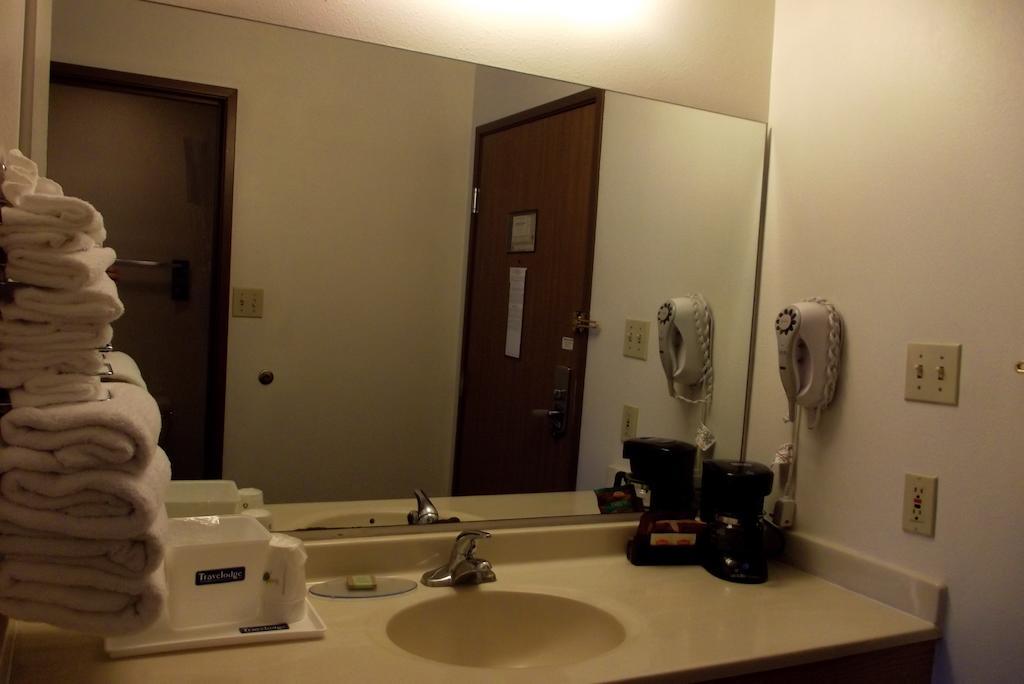 Travelodge By Wyndham Elko Nv Zimmer foto